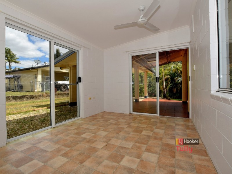 24 Bamber Street, Tully QLD 4854