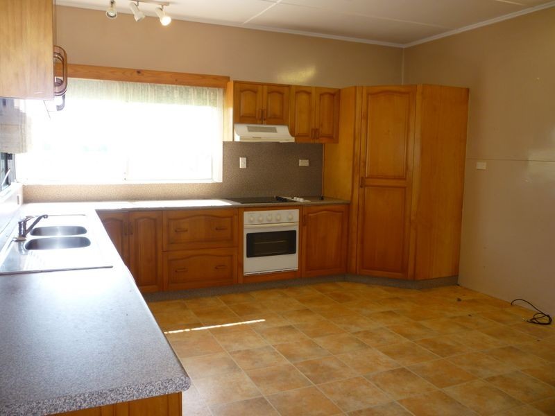 4 Hill sixty Road, Jaffa, El Arish QLD 4855