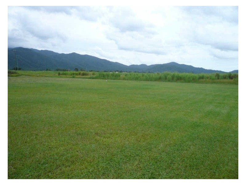 Unamed Road, Midgenoo QLD 4854