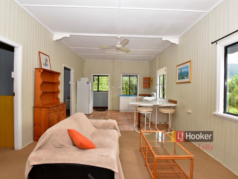 Unit 2/7 Blackman St, Tully QLD 4854