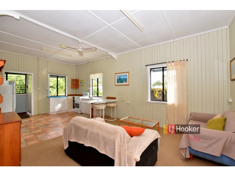 Unit 2/7 Blackman St, Tully QLD 4854