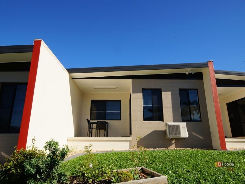 1 Black, Tully QLD 4854