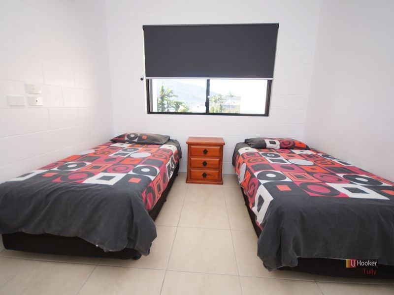 1 Black, Tully QLD 4854