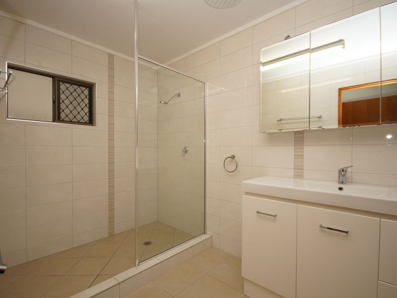 20 Bryant Street, Tully QLD 4854