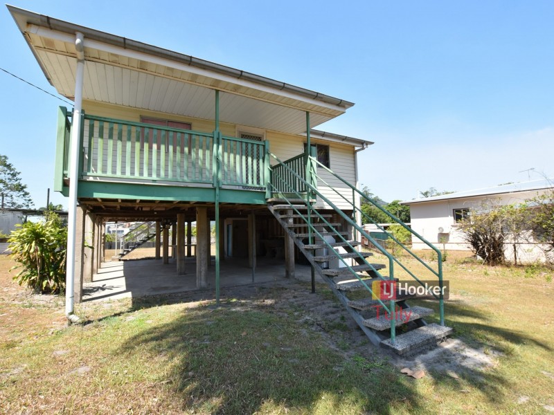 76 Bryant Street, Tully QLD 4854