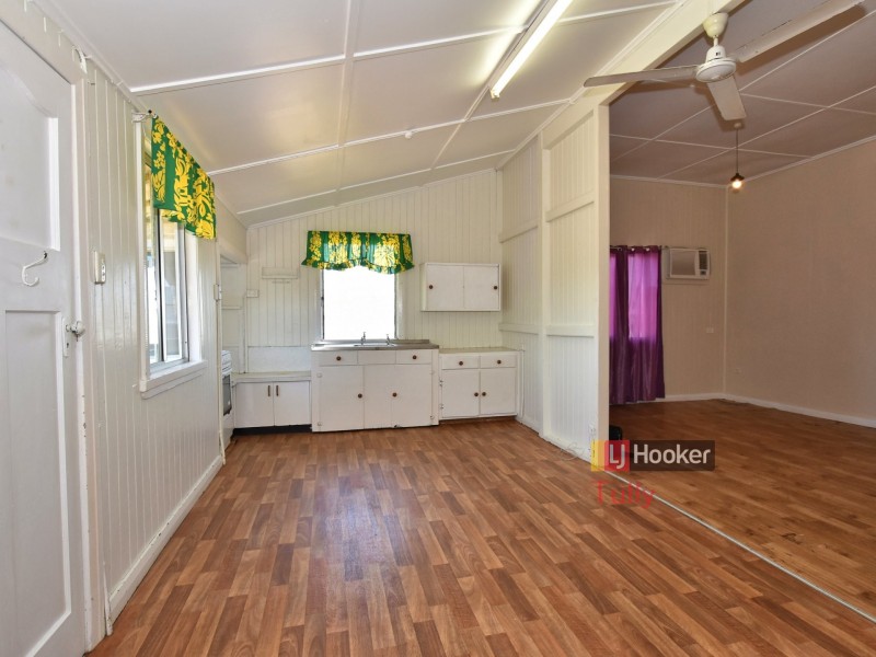 76 Bryant Street, Tully QLD 4854