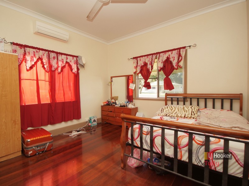11 Thurles Street, Tully QLD 4854
