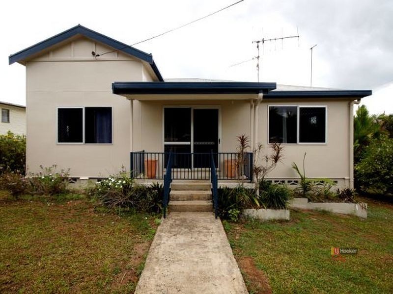 2 Murray Street, Tully QLD 4854