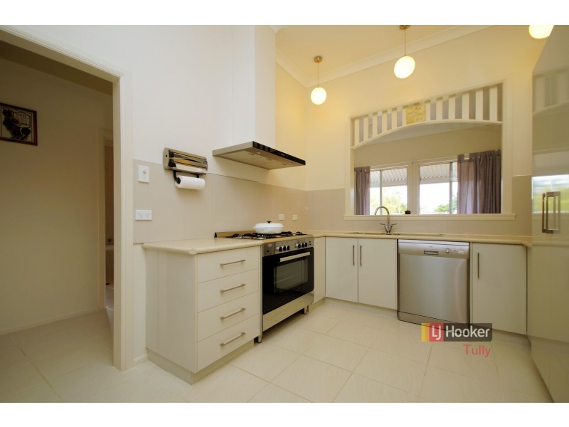 33 Wilson Street, El Arish QLD 4855