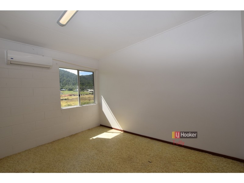 Unit 1/129 Bryant Street, Tully QLD 4854