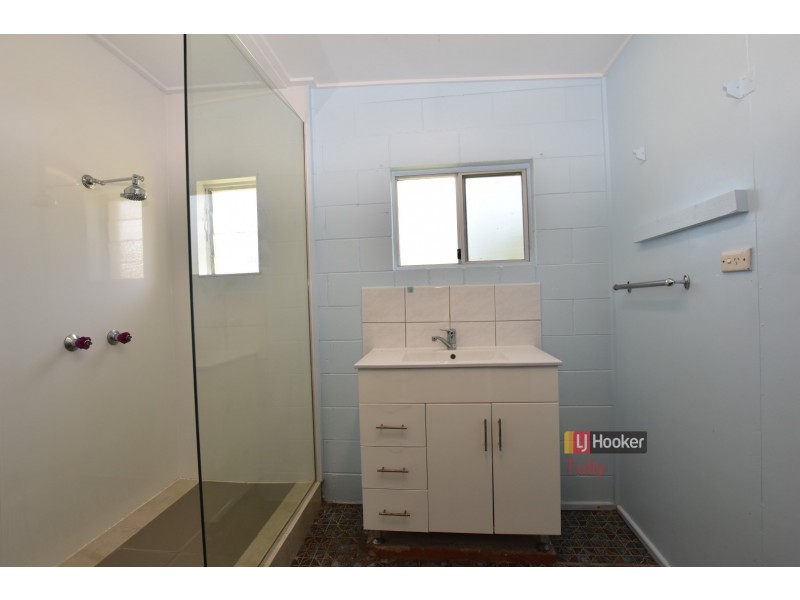Unit 1/129 Bryant Street, Tully QLD 4854