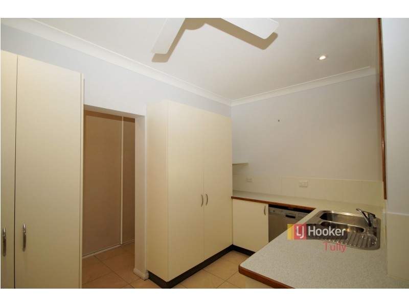 18 Vipiana Drive, Tully Heads QLD 4854