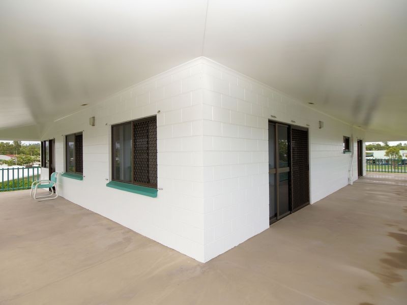 20 Tate Street, Kurrimine Beach QLD 4871