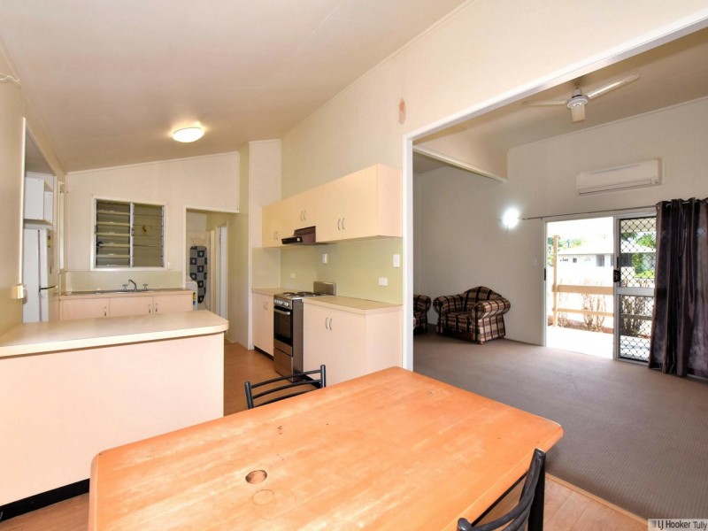 37 Bryant Street, Tully QLD 4854