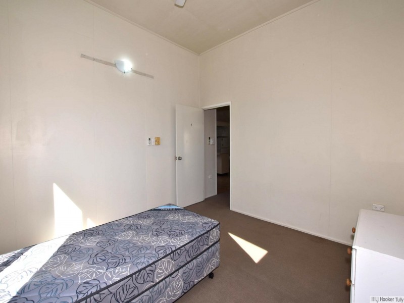 37 Bryant Street, Tully QLD 4854