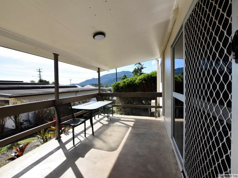 37 Bryant Street, Tully QLD 4854