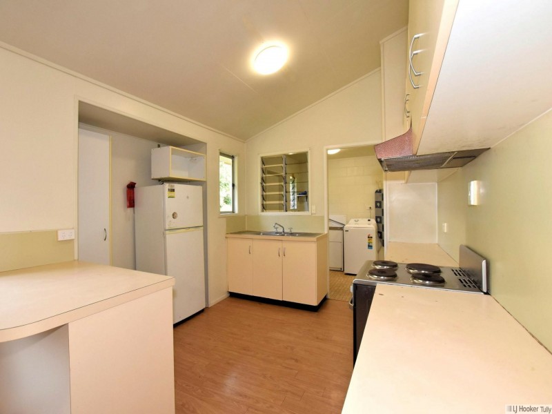 37 Bryant Street, Tully QLD 4854