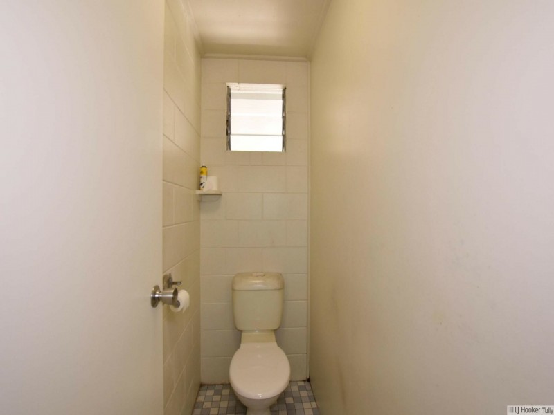 37 Bryant Street, Tully QLD 4854