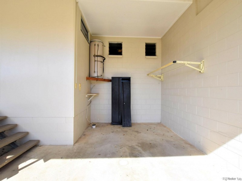 37 Bryant Street, Tully QLD 4854