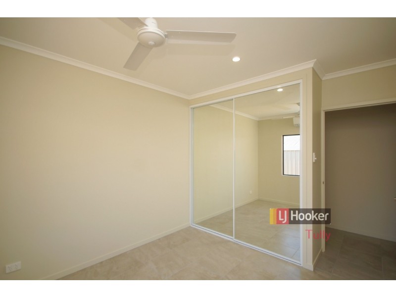 2 Graham Street, Tully QLD 4854