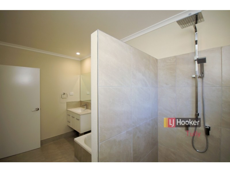 2 Graham Street, Tully QLD 4854