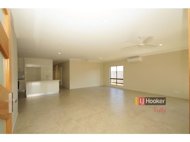 2 Graham Street, Tully QLD 4854