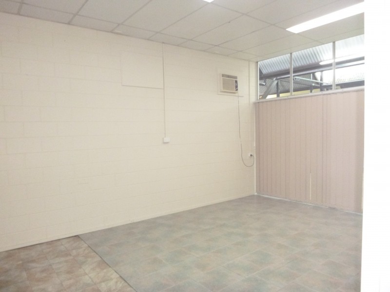 3 18 Butler Street, Tully QLD 4854