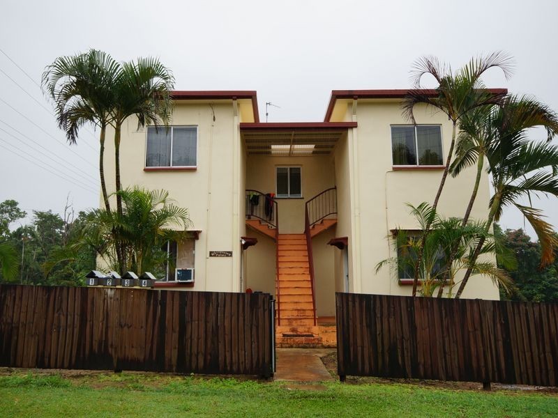 1/2 Thurles, Tully QLD 4854