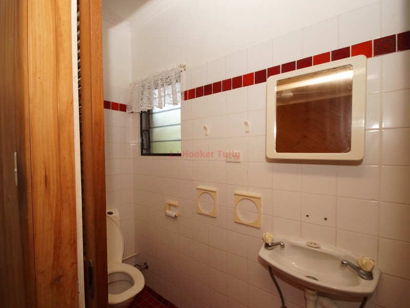 1 Hielscher Street, Tully QLD 4854