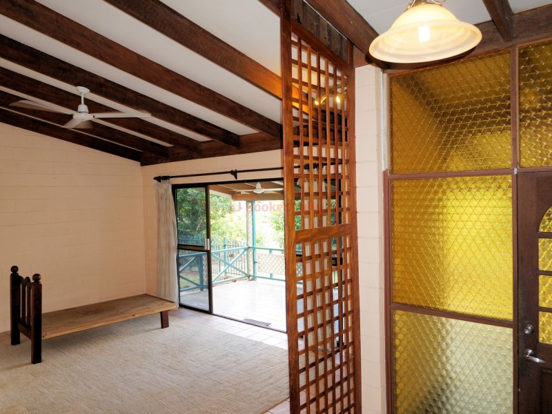 1 Hielscher Street, Tully QLD 4854