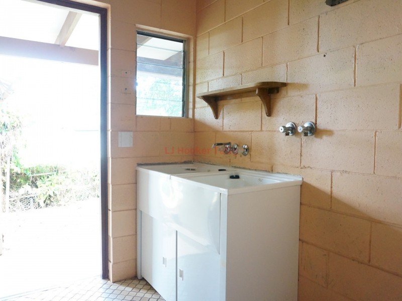 1 Hielscher Street, Tully QLD 4854