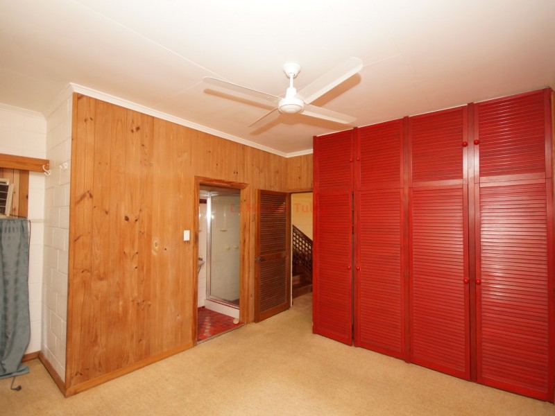 1 Hielscher Street, Tully QLD 4854