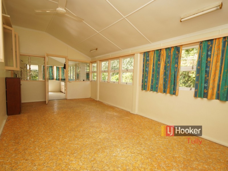 17 Henry Street, Tully QLD 4854