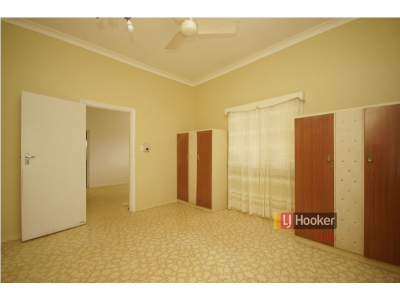 17 Henry Street, Tully QLD 4854