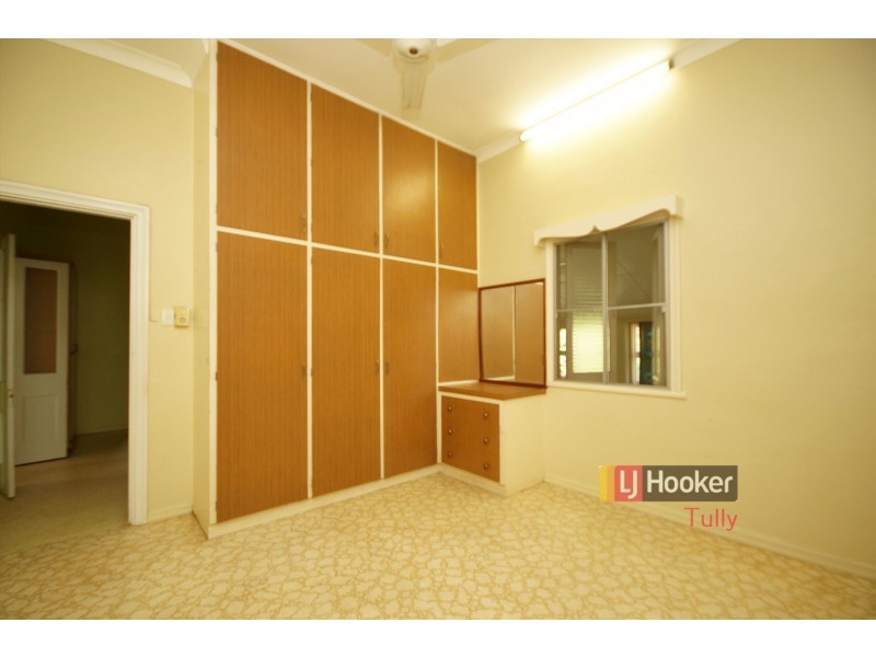 17 Henry Street, Tully QLD 4854