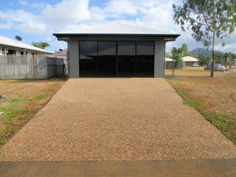 21 Wattlebird Avenue, Kelso QLD 4815