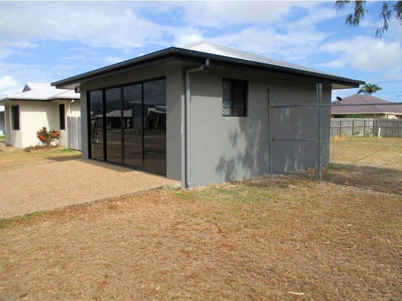 21 Wattlebird Avenue, Kelso QLD 4815