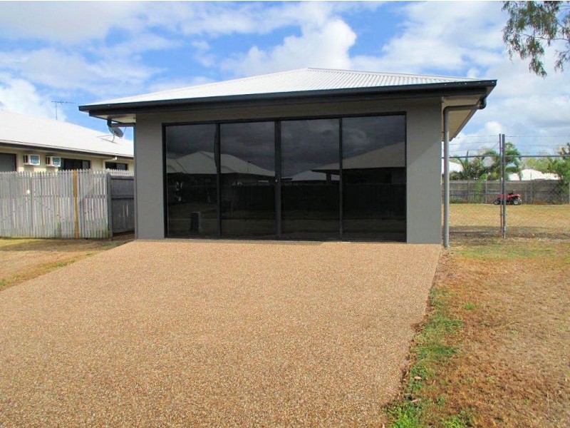 21 Wattlebird Avenue, Kelso QLD 4815