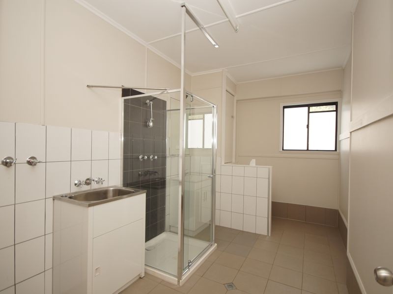 2/45 Bryant Street, Tully QLD 4854