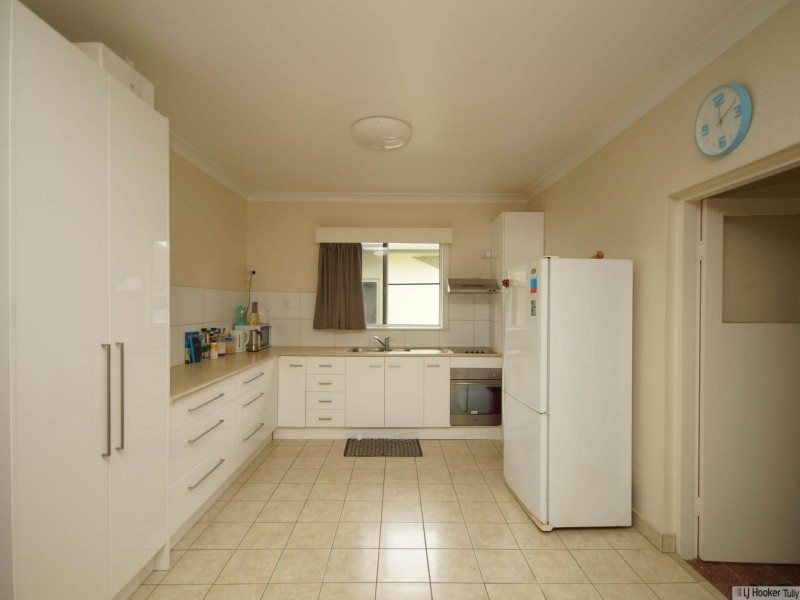 5 Vaughan Street, Tully QLD 4854