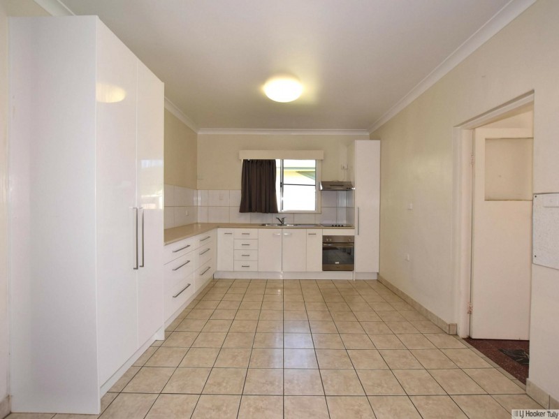 5 Vaughan Street, Tully QLD 4854