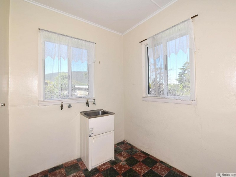 5 Vaughan Street, Tully QLD 4854
