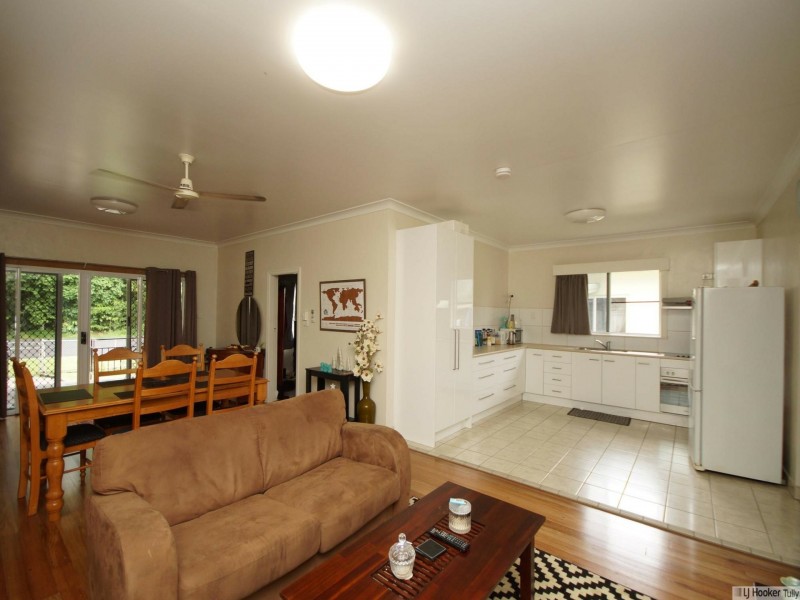 5 Vaughan Street, Tully QLD 4854
