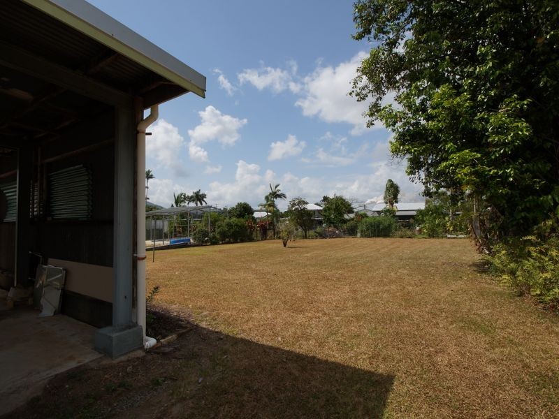 13 Webb Street, Tully QLD 4854