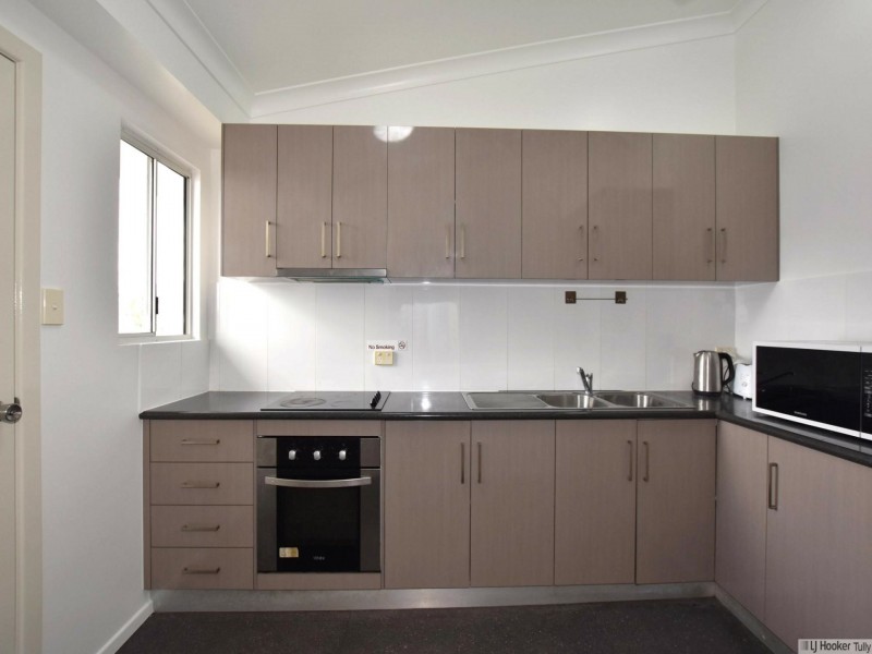 33 Butler Street, Tully QLD 4854