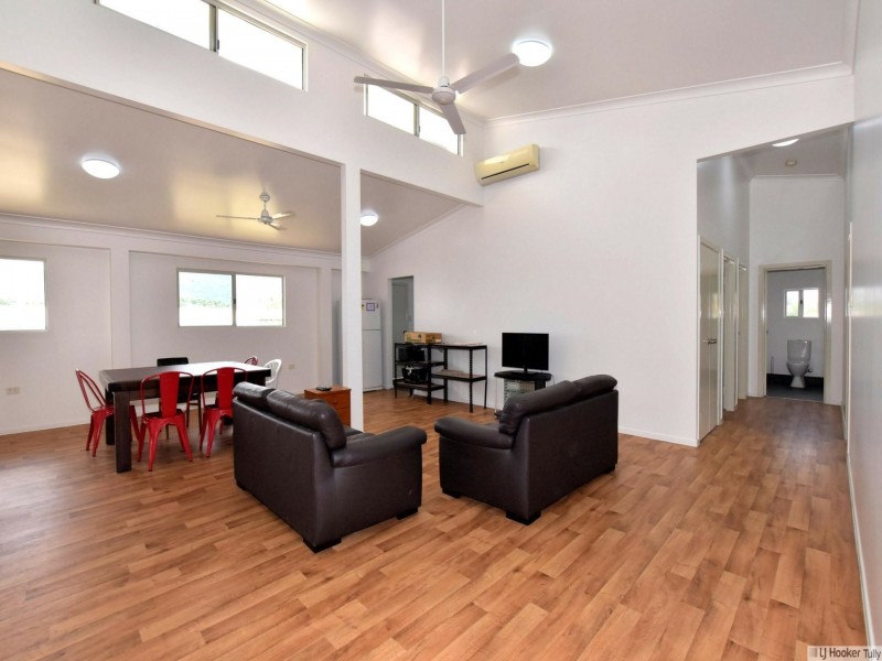 33 Butler Street, Tully QLD 4854