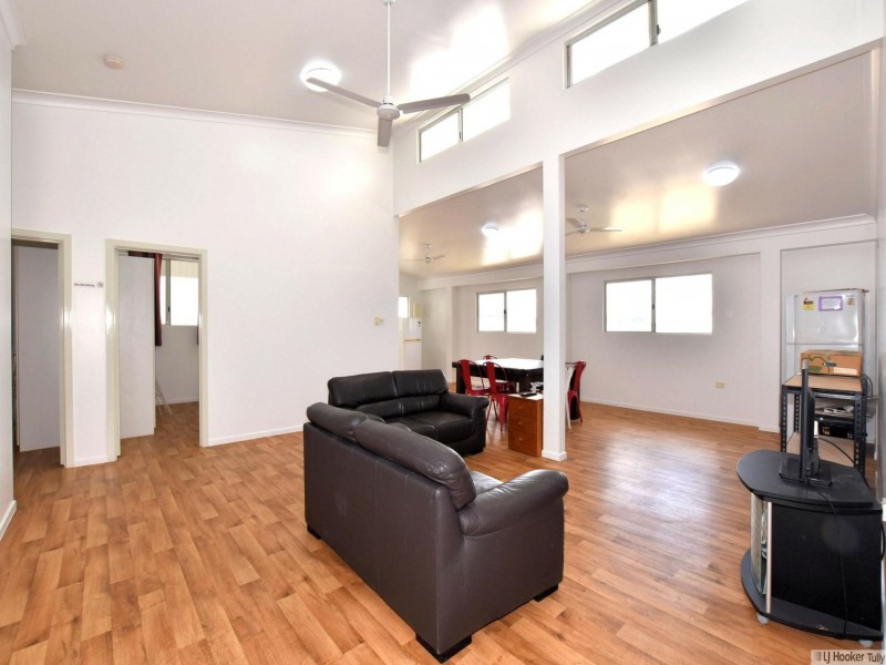 33 Butler Street, Tully QLD 4854