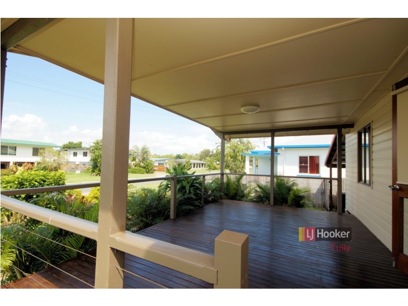 8 Sydney Smith Street, Kurrimine Beach QLD 4871