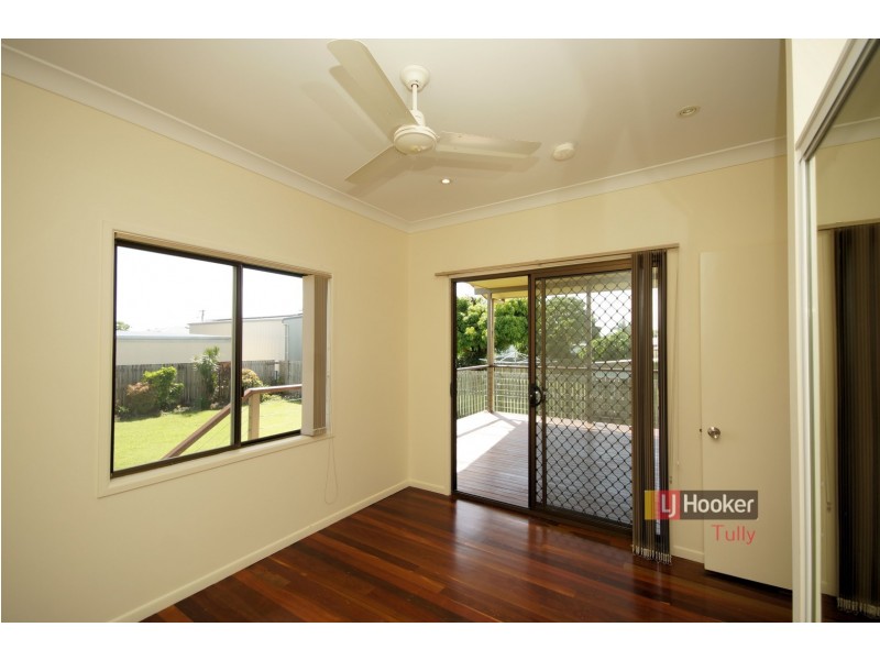 8 Sydney Smith Street, Kurrimine Beach QLD 4871