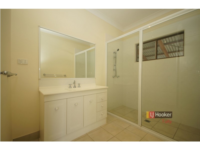 8 Sydney Smith Street, Kurrimine Beach QLD 4871